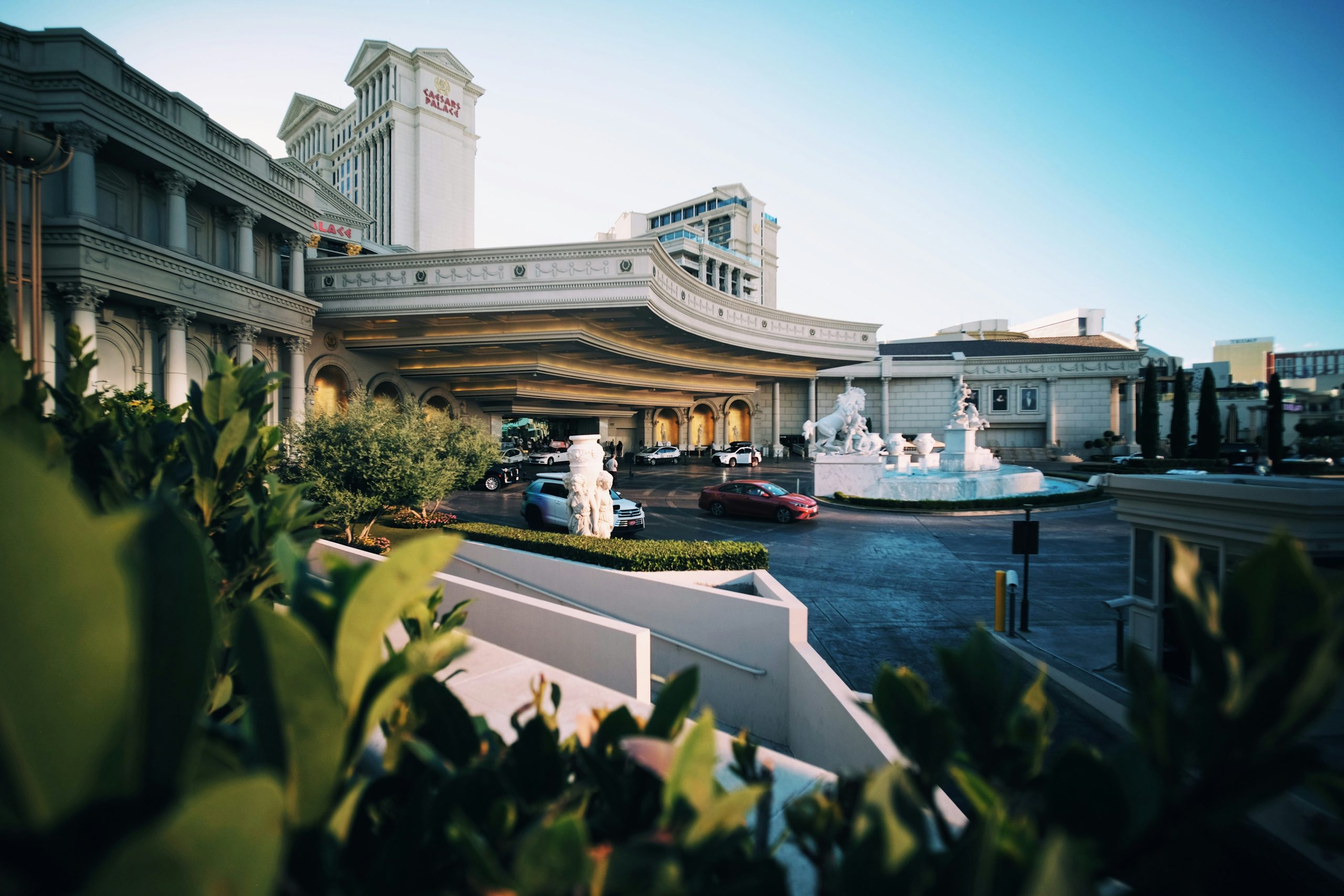 Experience Luxury and Excitement: Top Casino Hotels to Visit on Your Next Trip